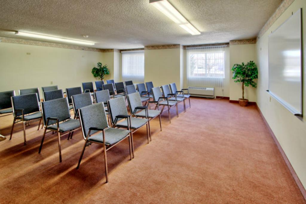 Western Skies Inn & Suites Los Lunas Екстер'єр фото