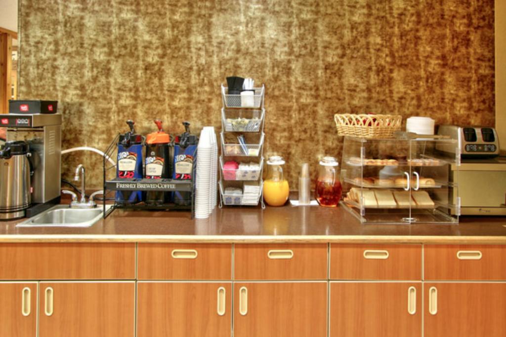 Western Skies Inn & Suites Los Lunas Екстер'єр фото