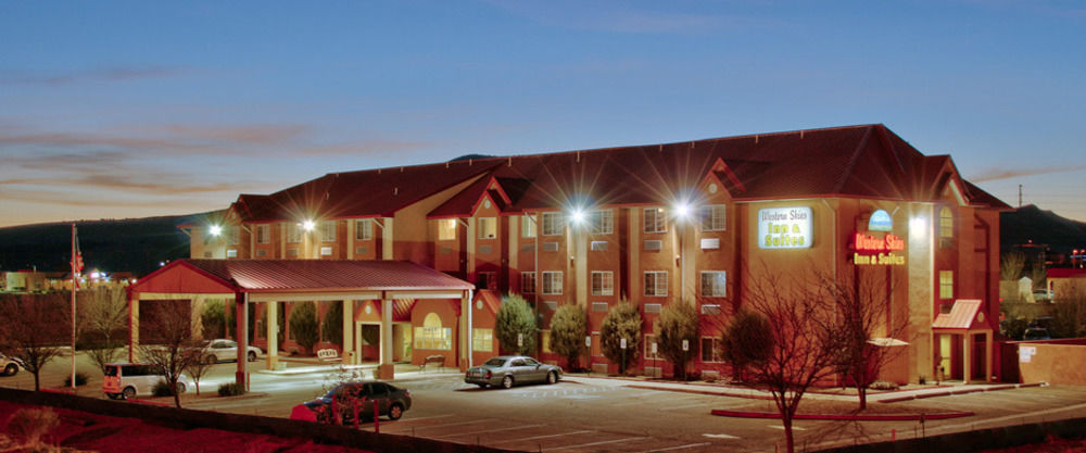 Western Skies Inn & Suites Los Lunas Екстер'єр фото